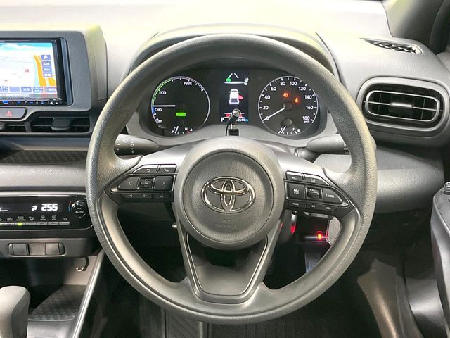 TOYOTA YARIS HYBRID 2020