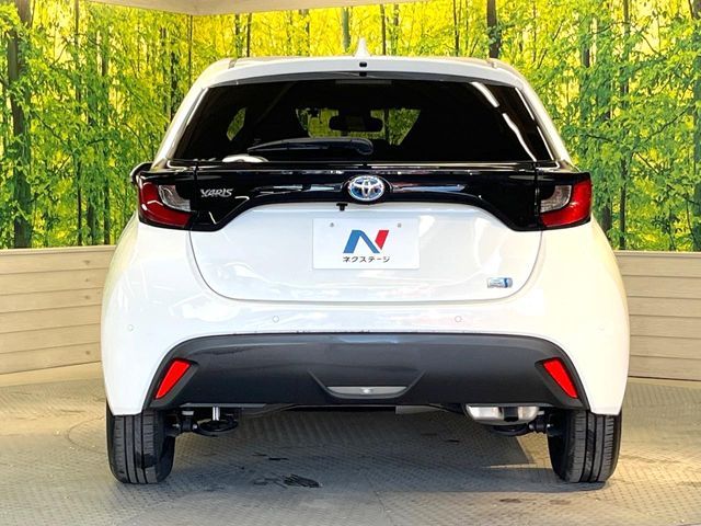 TOYOTA YARIS HYBRID 2020