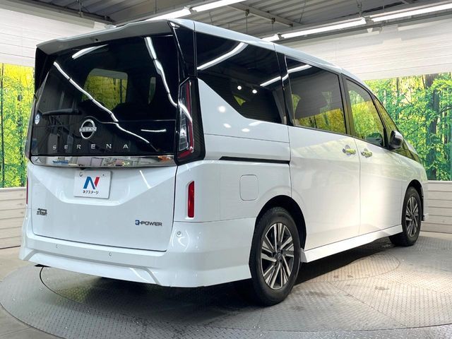 NISSAN SERENA  WG 2024