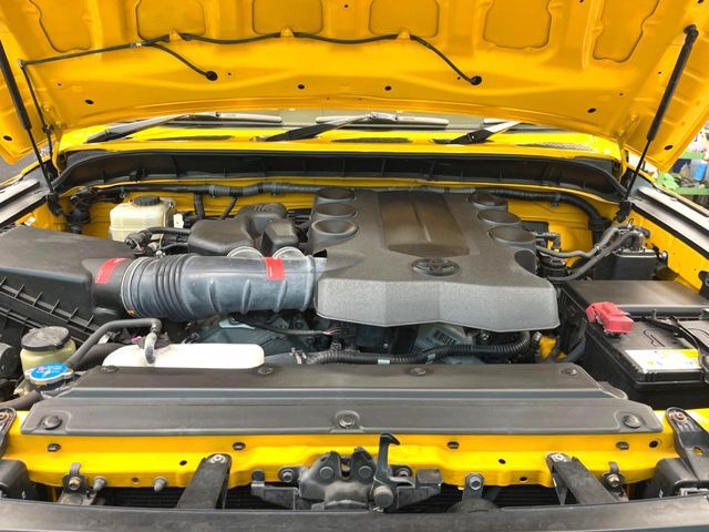 TOYOTA FJ CRUISER 4WD 2011