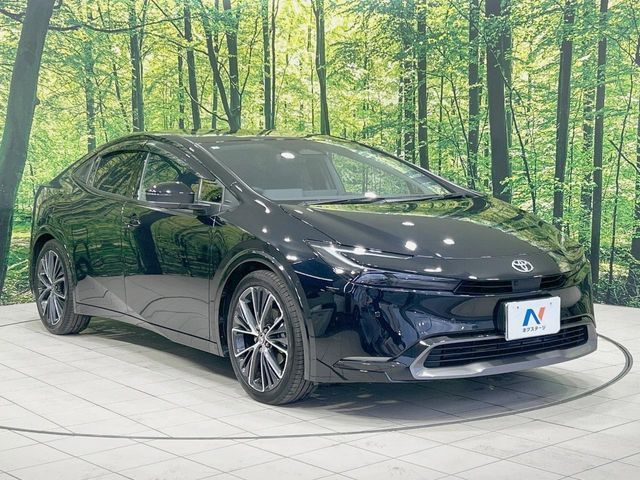 TOYOTA PRIUS 2025