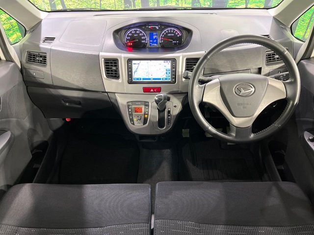 DAIHATSU MOVE CUSTOM 2012