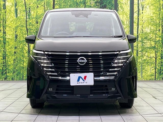 NISSAN SERENA  WG 2025