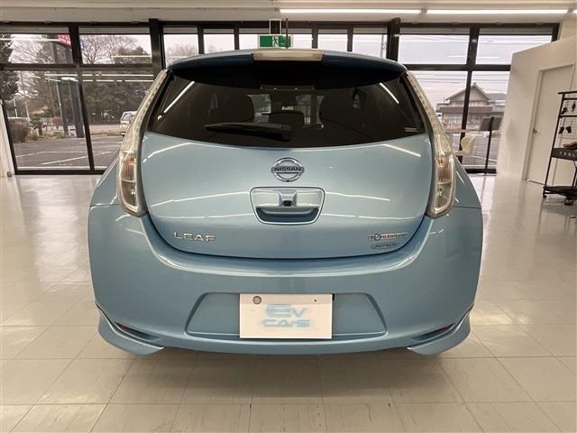 NISSAN LEAF 2017