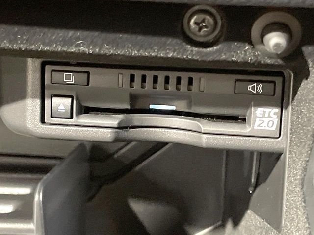 TOYOTA LEXUS IS300h 2022