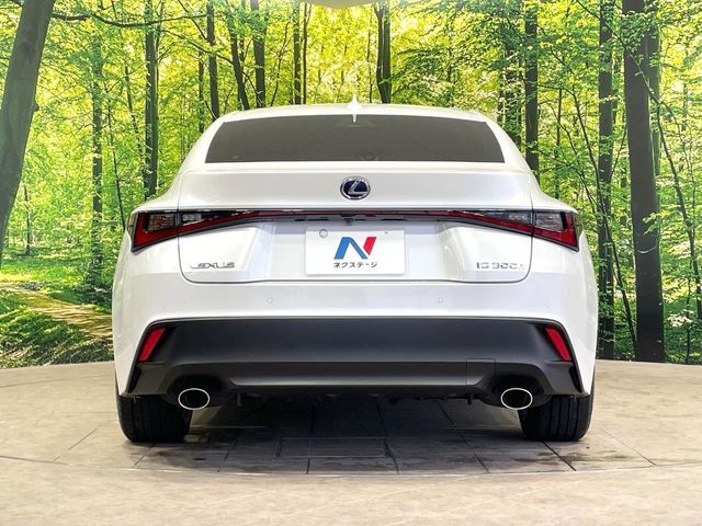 TOYOTA LEXUS IS300h 2022