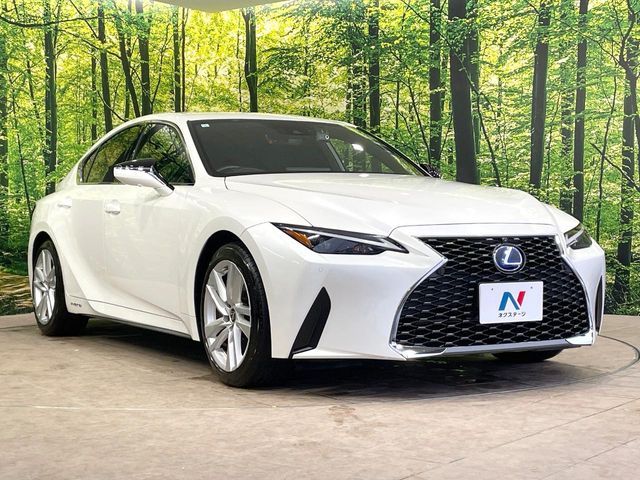TOYOTA LEXUS IS300h 2022
