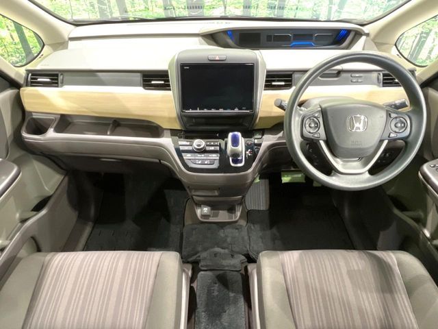 HONDA FREED HYBRID 4WD 2018