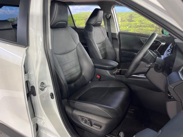 TOYOTA RAV4 4WD 2023