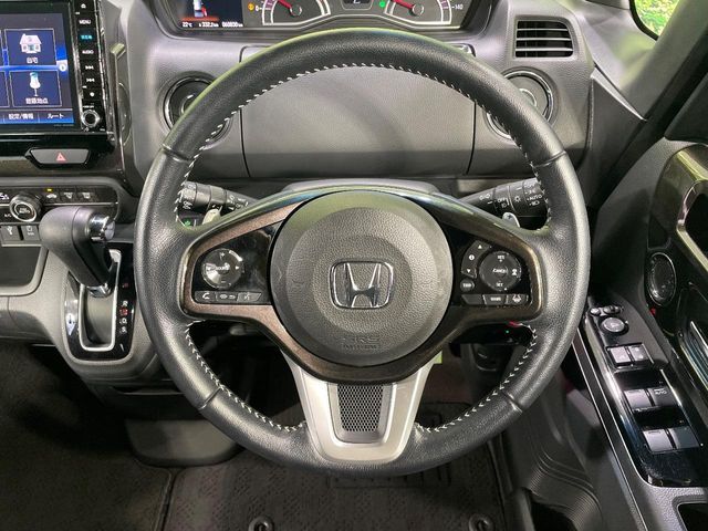 HONDA N BOX CUSTOM 2018