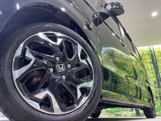 HONDA N BOX CUSTOM 2018