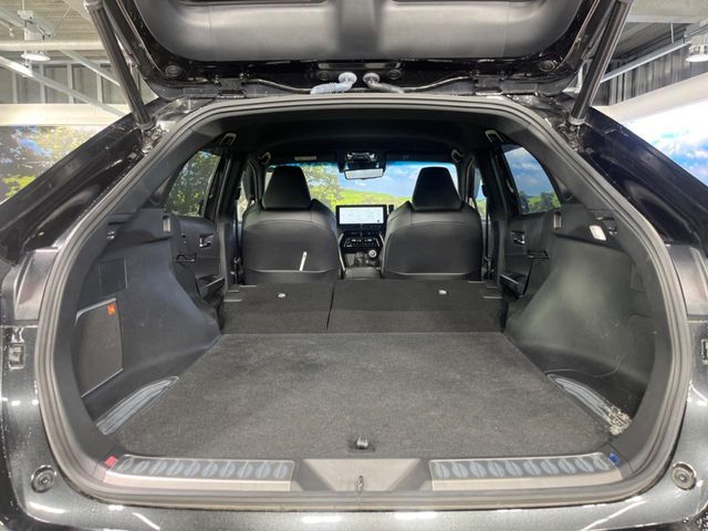 TOYOTA HARRIER 2WD 2023