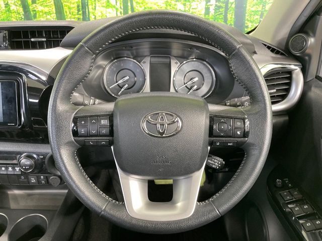 TOYOTA HILUX 4WD 2022
