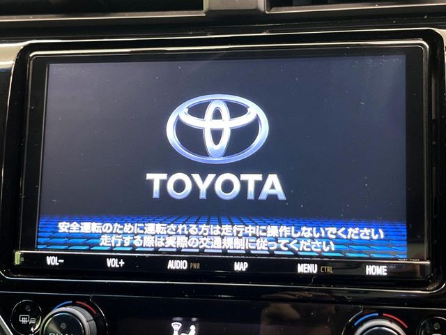 TOYOTA CAMRY HYBRID 2018