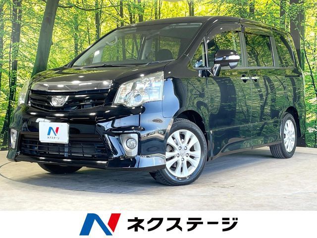 TOYOTA NOAH 2011