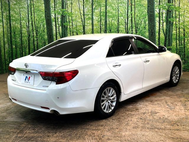 TOYOTA MARK X 2012
