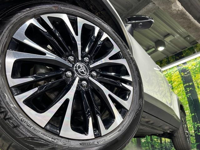 TOYOTA YARIS CROSS HYBRID 2025