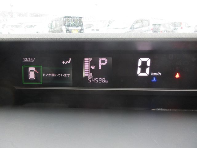 DAIHATSU TANTO 4WD 2019