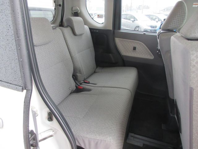 DAIHATSU TANTO 4WD 2019