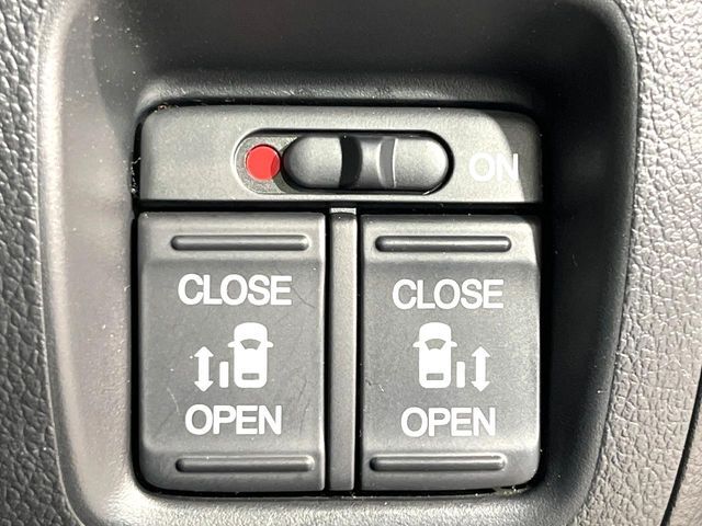 HONDA N BOX CUSTOM 2015