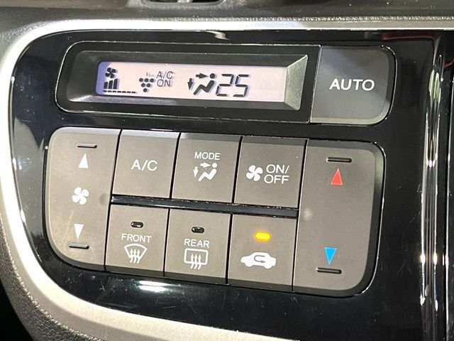 HONDA N BOX CUSTOM 2015