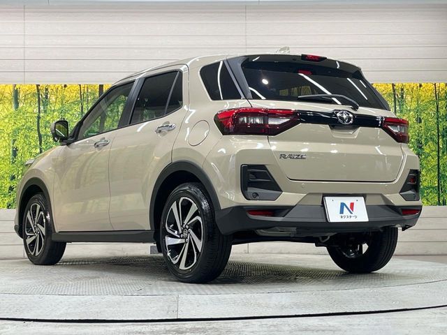 TOYOTA RAIZE 2025