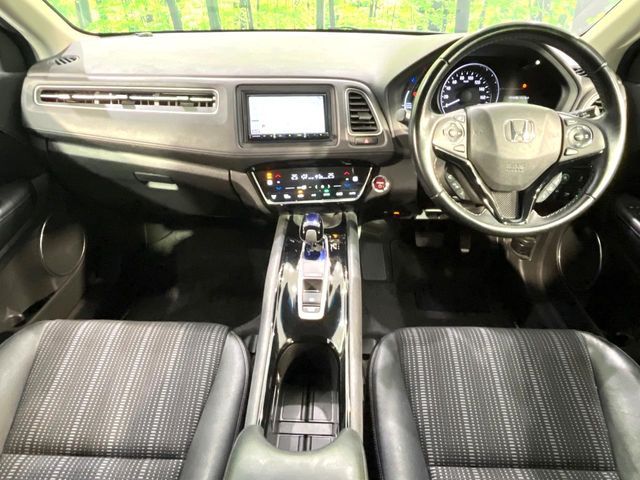 HONDA VEZEL HYBRID 2016