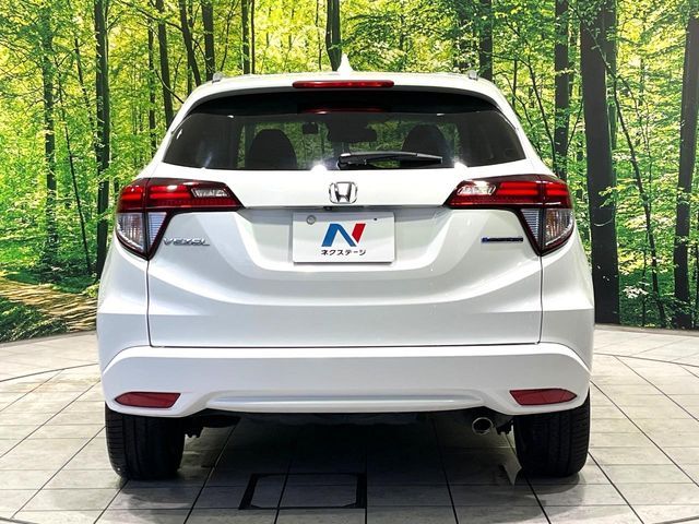 HONDA VEZEL HYBRID 2016