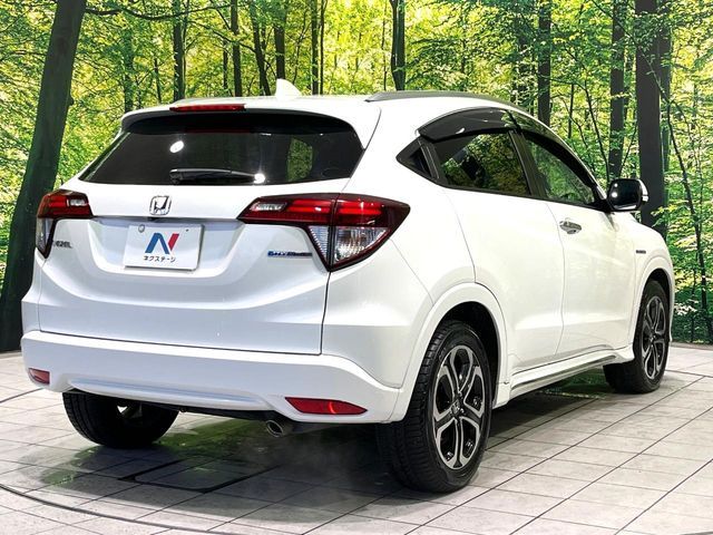 HONDA VEZEL HYBRID 2016