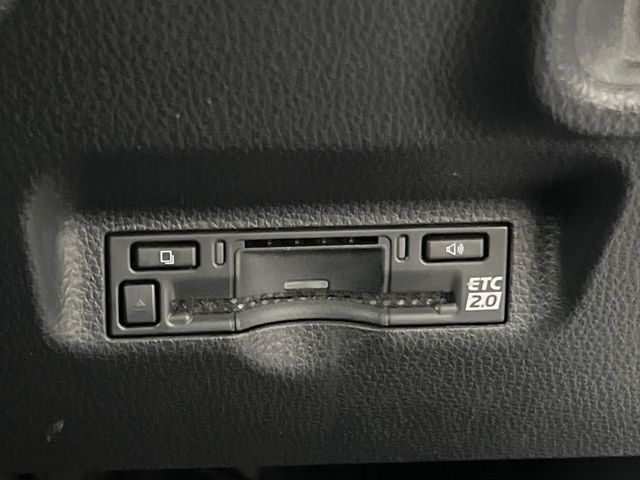 TOYOTA SIENTA HYBRID 2023