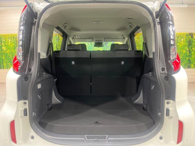 TOYOTA SIENTA HYBRID 2023