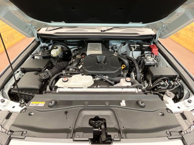 TOYOTA LANDCRUISER 250 2024