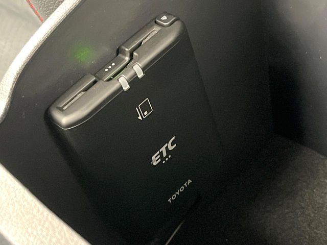 TOYOTA HILUX 4WD 2024