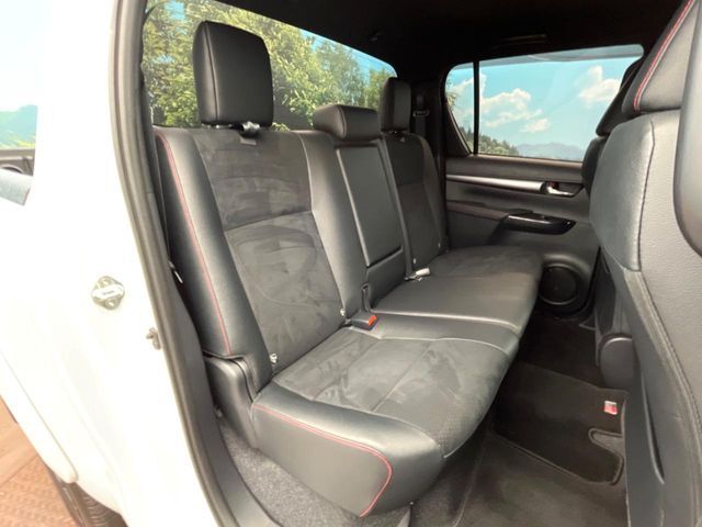 TOYOTA HILUX 4WD 2024