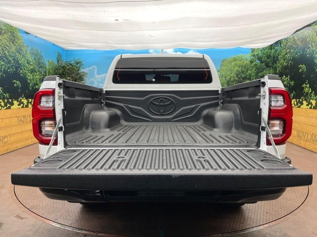 TOYOTA HILUX 4WD 2024