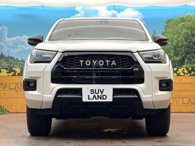 TOYOTA HILUX 4WD 2024