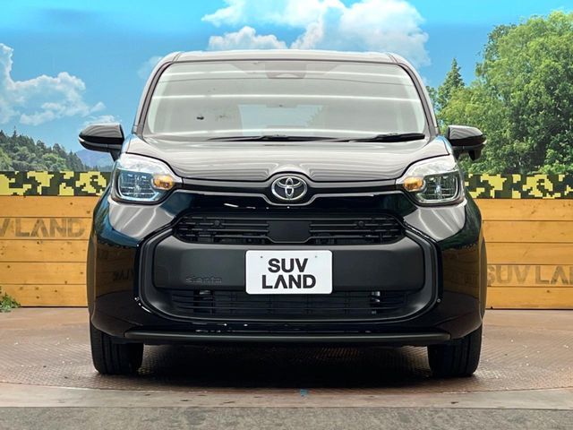 TOYOTA SIENTA HYBRID 2025