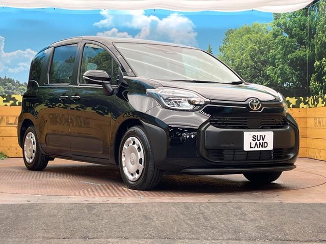 TOYOTA SIENTA HYBRID 2025