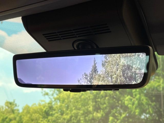 TOYOTA VELLFIRE  HYBRID 2025