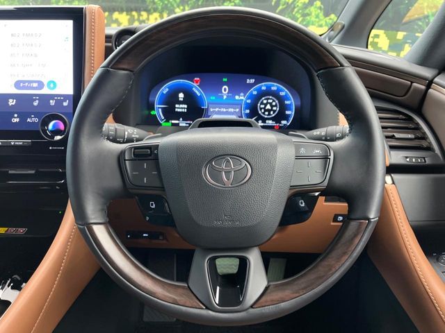 TOYOTA VELLFIRE  HYBRID 2025