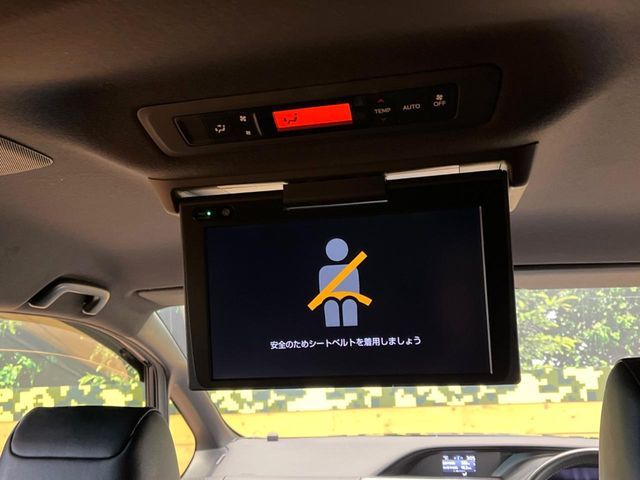 TOYOTA NOAH HYBRID 2019