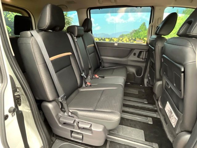 NISSAN SERENA  WG 2023