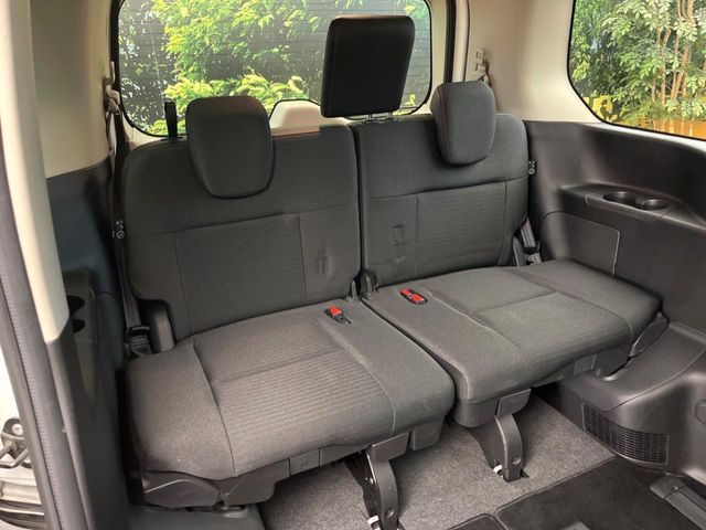 NISSAN SERENA  WG 2023