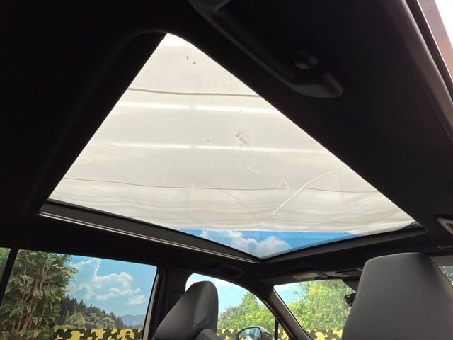 TOYOTA COROLLA CROSS HYBRID 2025