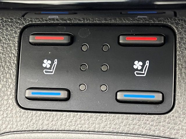 TOYOTA COROLLA CROSS HYBRID 2025