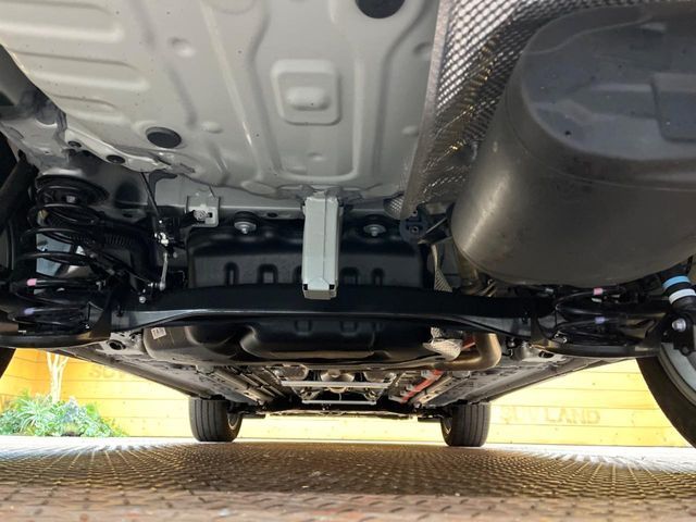 TOYOTA COROLLA CROSS HYBRID 2025