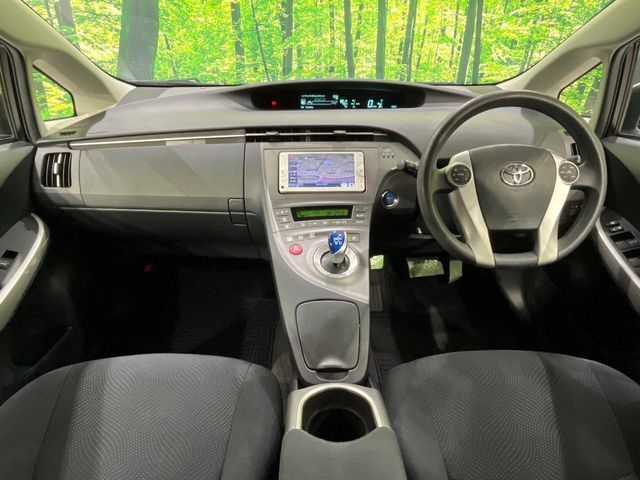 TOYOTA PRIUS 2013