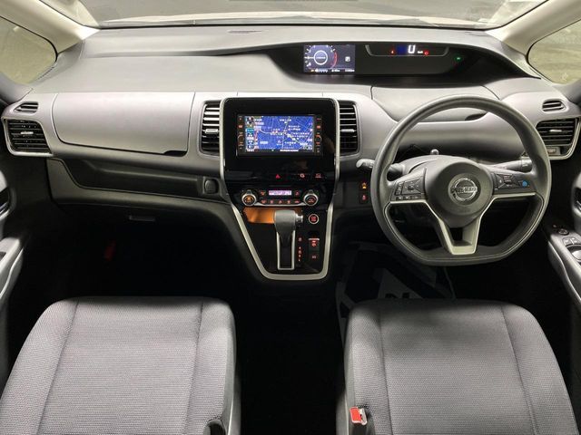 NISSAN SERENA  S-HYBRID 2017