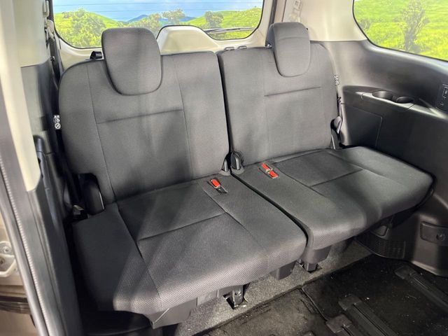 NISSAN SERENA  S-HYBRID 2017