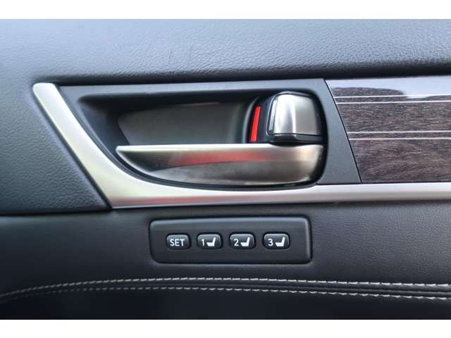 TOYOTA LEXUS GS300h 2015